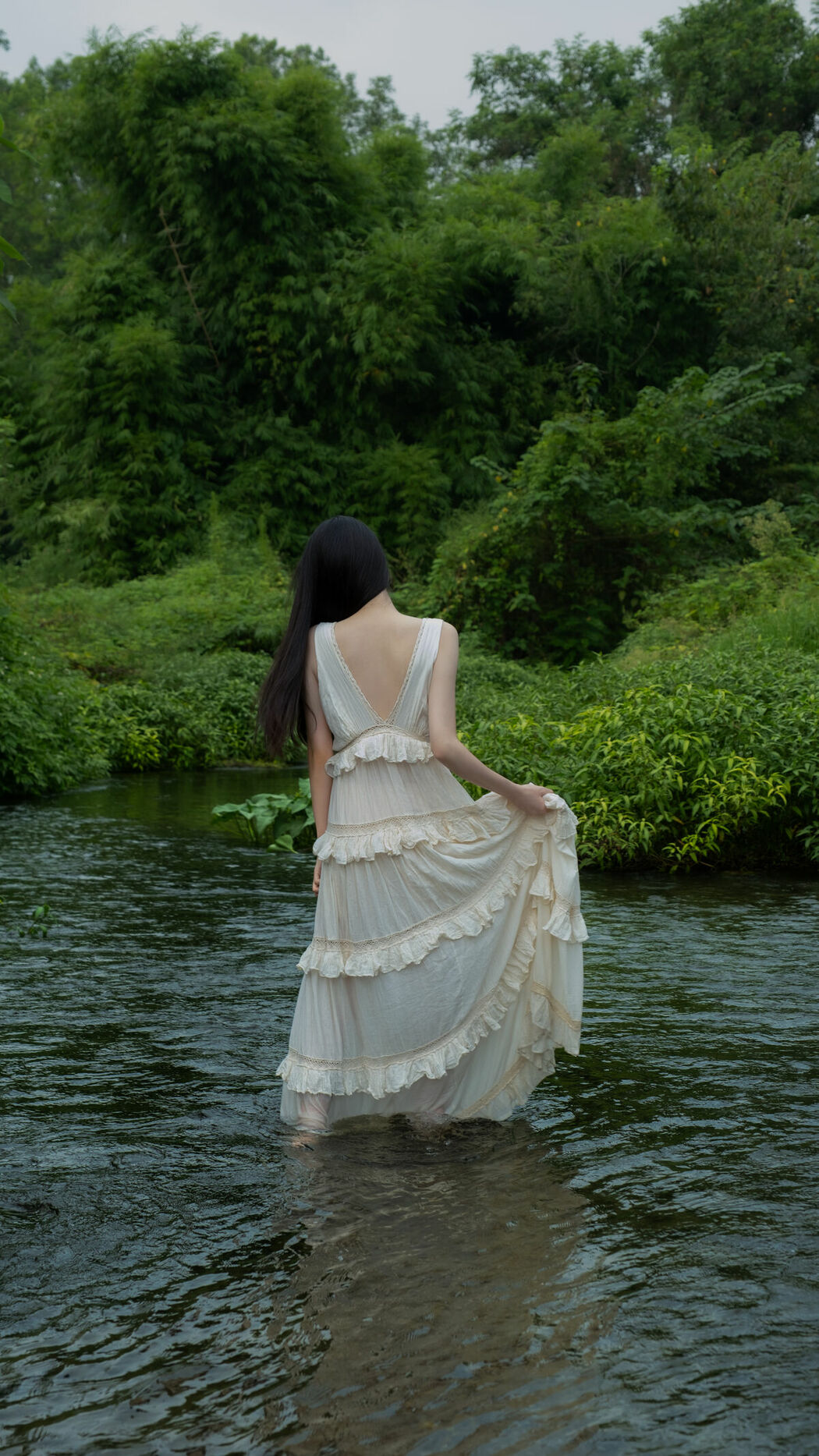 YiTuYu艺图语 Vol.8957 Yang (17P)