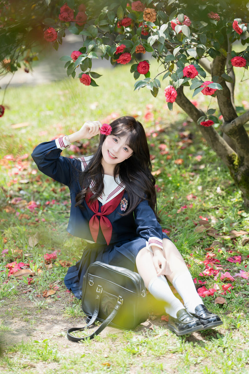 YiTuYu艺图语 Vol.8953 Xia Yu Xiao Nian (26P)