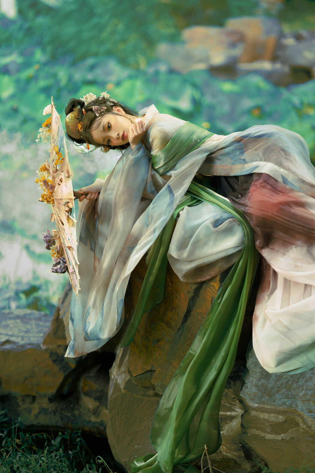 YiTuYu艺图语 Vol.8960 Tao Chi (19P)