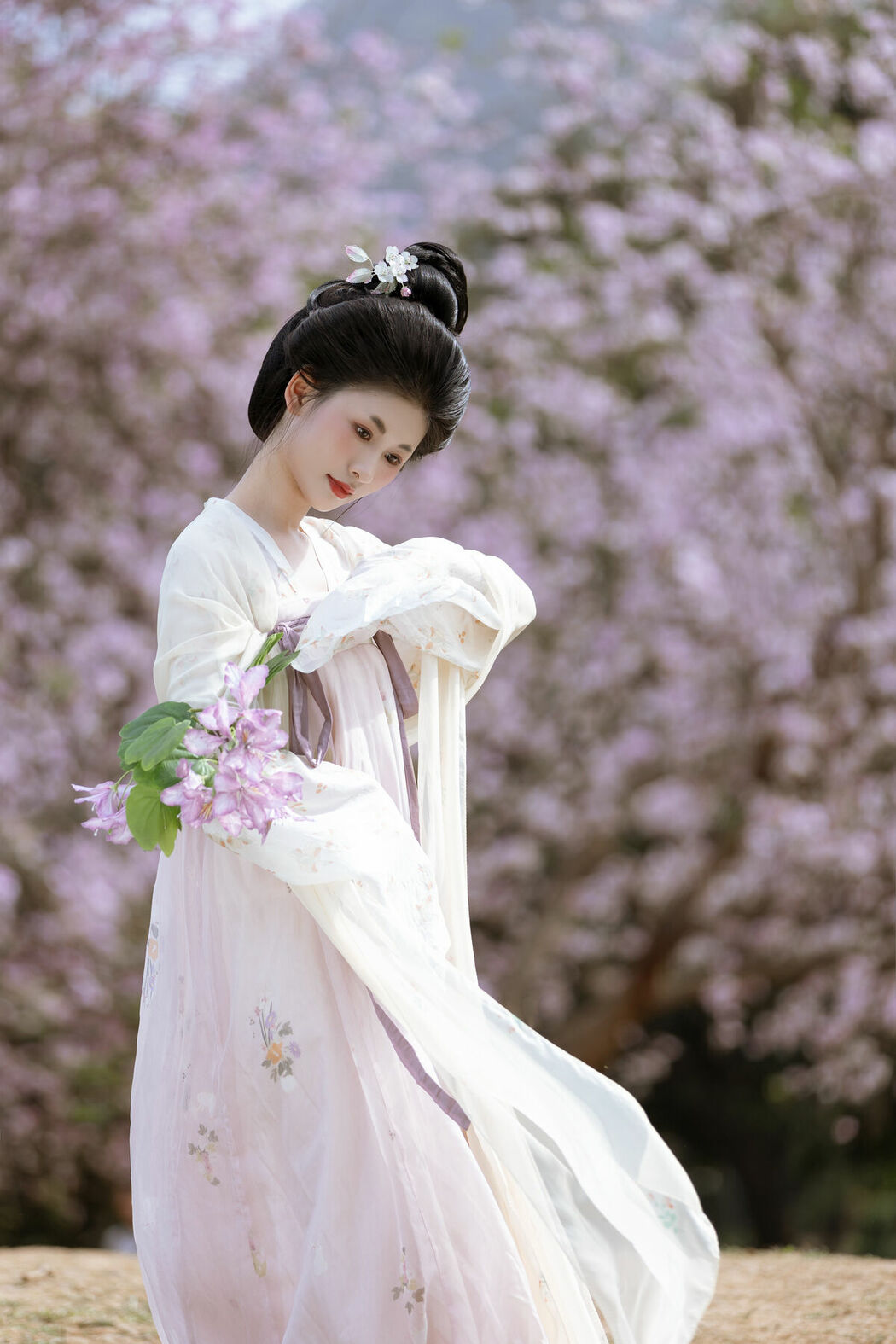 YiTuYu艺图语 Vol.8958 Xiao Y Jin Tian Ye Hen Kai Xin (20P)