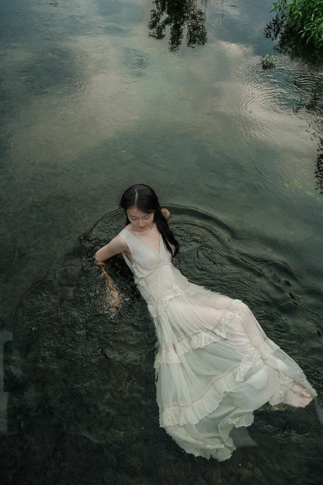 YiTuYu艺图语 Vol.8957 Yang (17P)