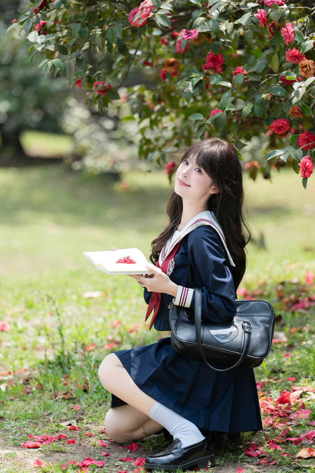 YiTuYu艺图语 Vol.8953 Xia Yu Xiao Nian (26P)