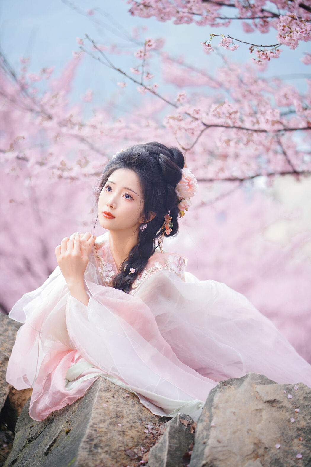 YiTuYu艺图语 Vol.8949 Tu Ya W (20P)