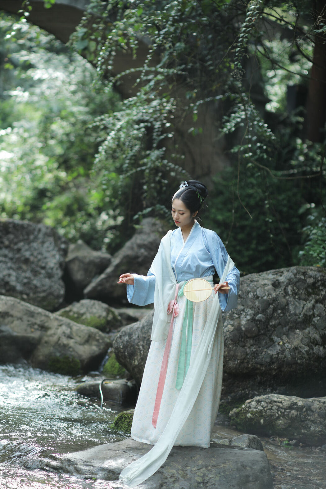 YiTuYu艺图语 Vol.8959 Shi Yu Shi Ya (27P)