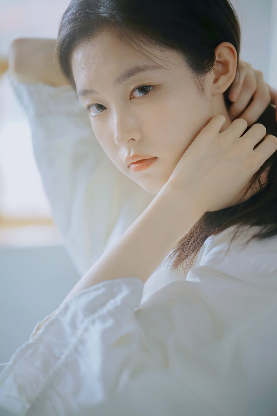 YiTuYu艺图语 Vol.8951 Yi Zhi You Zi (46P) Cover Photo