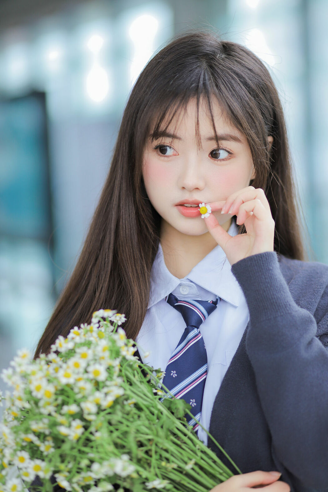 YiTuYu艺图语 Vol.8944 Bo Luo You Dian Tian (25P)