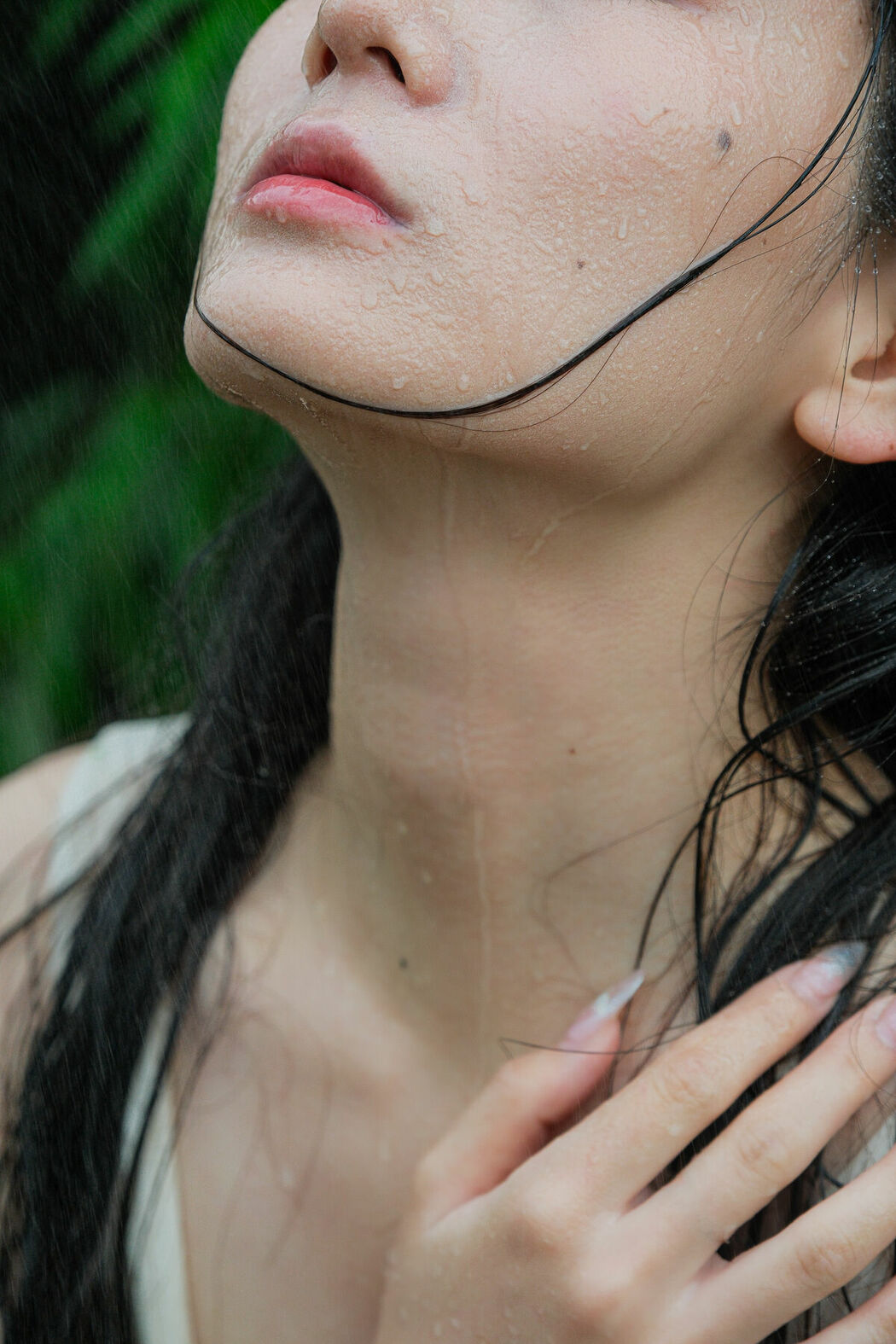 YiTuYu艺图语 Vol.8957 Yang (17P)