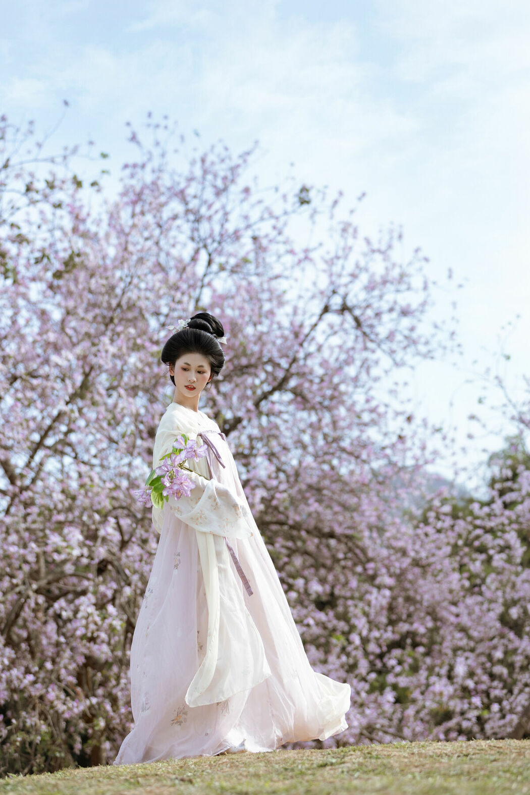 YiTuYu艺图语 Vol.8958 Xiao Y Jin Tian Ye Hen Kai Xin (20P)