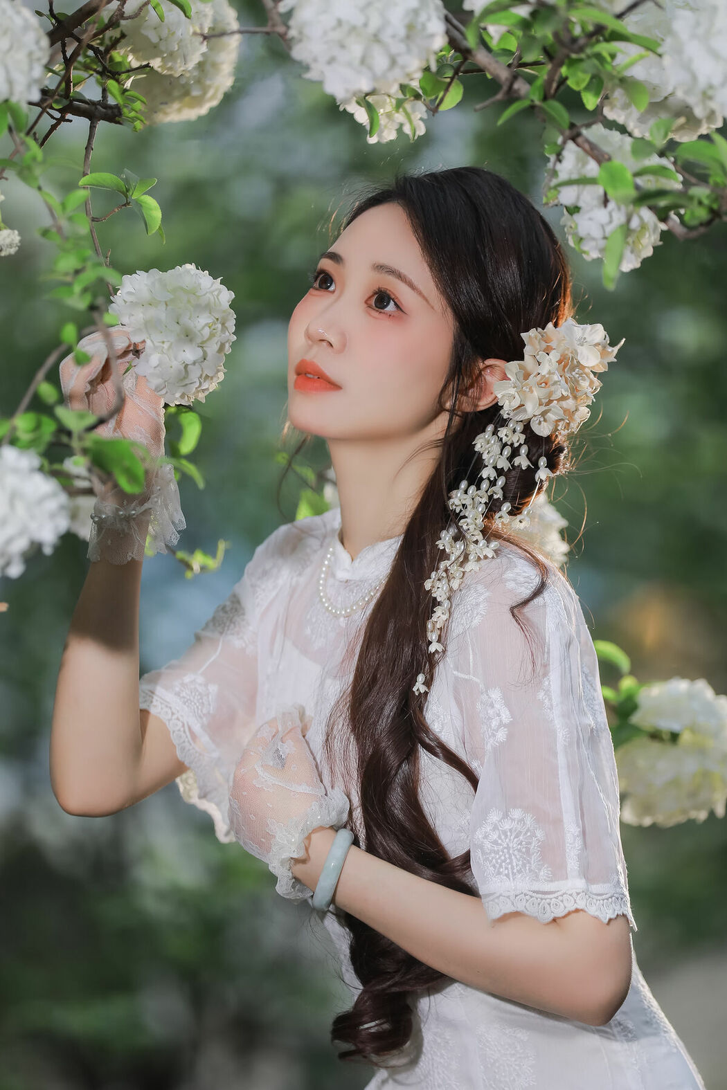 YiTuYu艺图语 Vol.8965 Hua Zhuang Shi Tian (15P)