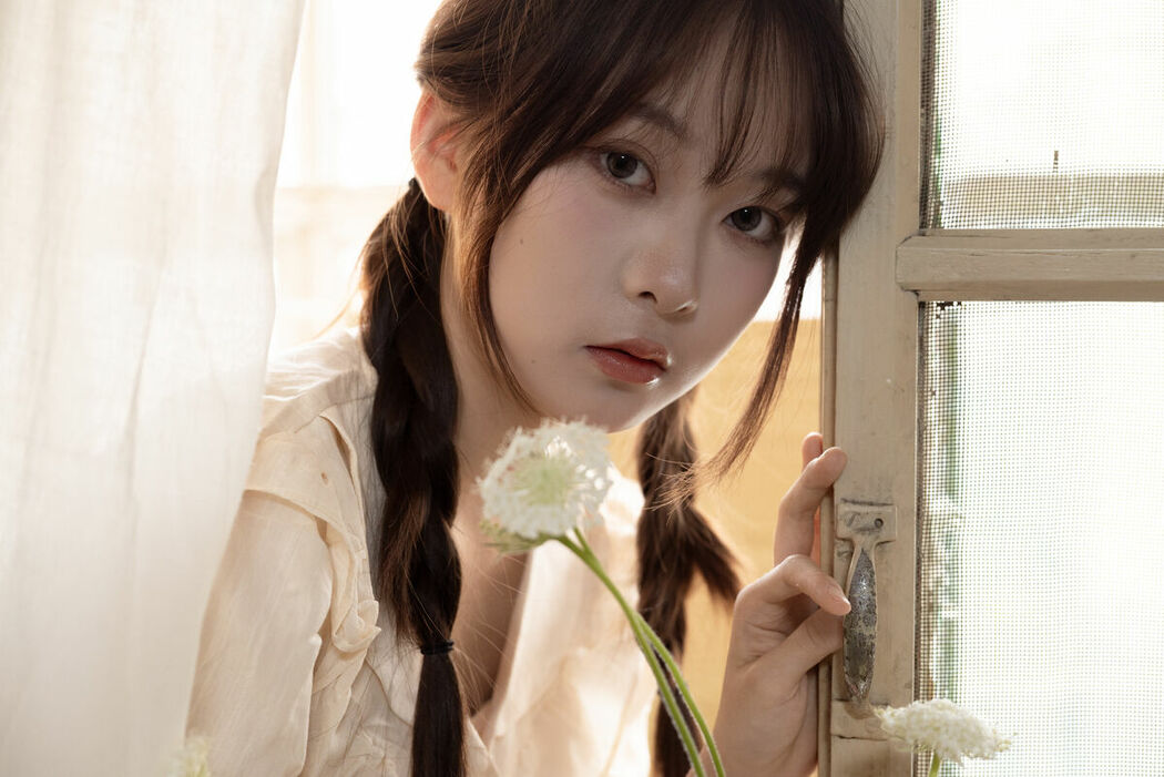 YiTuYu艺图语 Vol.8964 741 (14P)