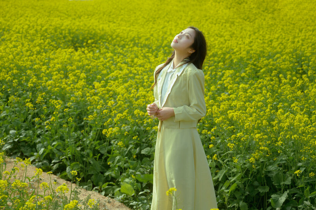 YiTuYu艺图语 Vol.8978 Nana Kobaya (40P)