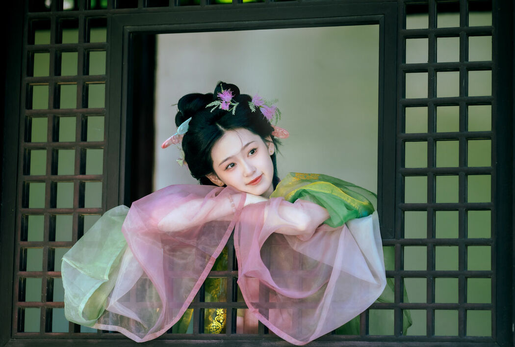 YiTuYu艺图语 Vol.8974 Tian Xin Ya Ya (30P)