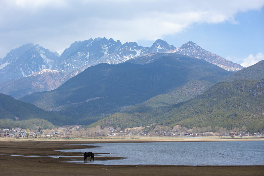 YiTuYu艺图语 Vol.8976 Wan Jiang Ting (34P)