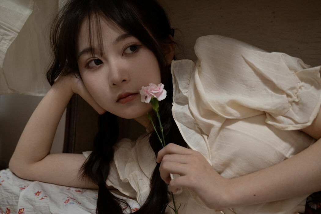 YiTuYu艺图语 Vol.8964 741 (14P)