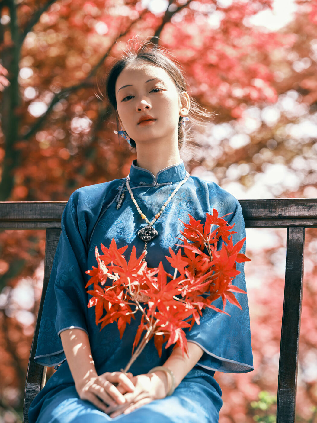 YiTuYu艺图语 Vol.8975 Yao Guai Na Li Tao (40P)