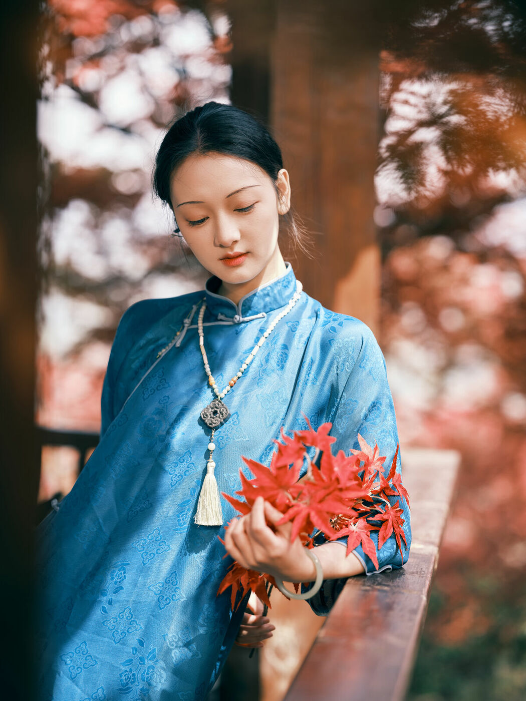 YiTuYu艺图语 Vol.8975 Yao Guai Na Li Tao (40P)