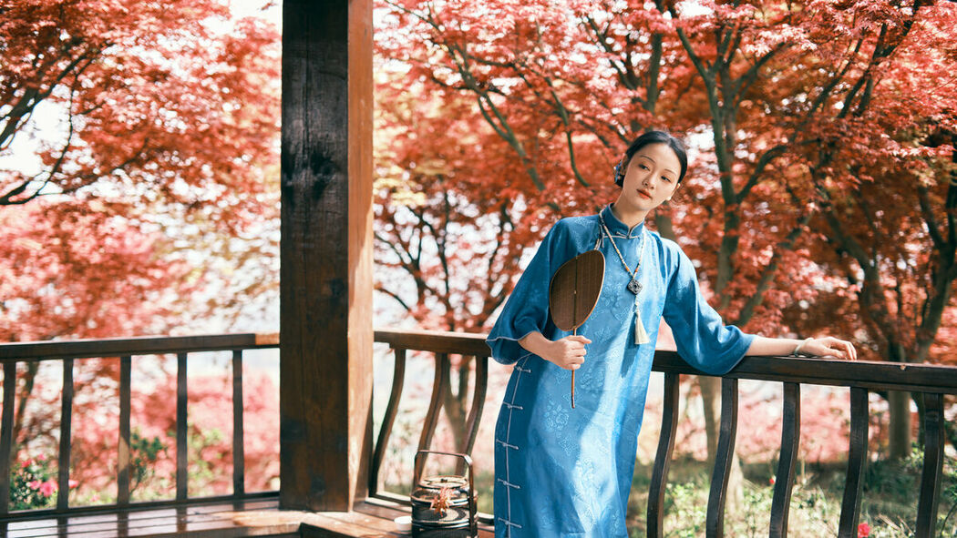 YiTuYu艺图语 Vol.8975 Yao Guai Na Li Tao (40P)