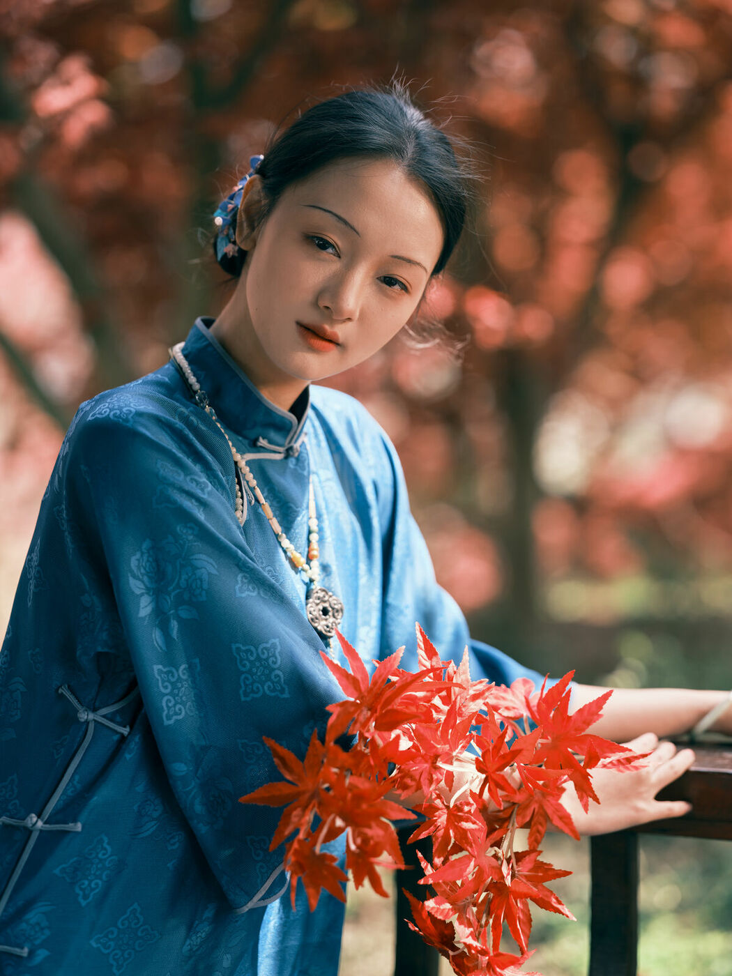 YiTuYu艺图语 Vol.8975 Yao Guai Na Li Tao (40P)