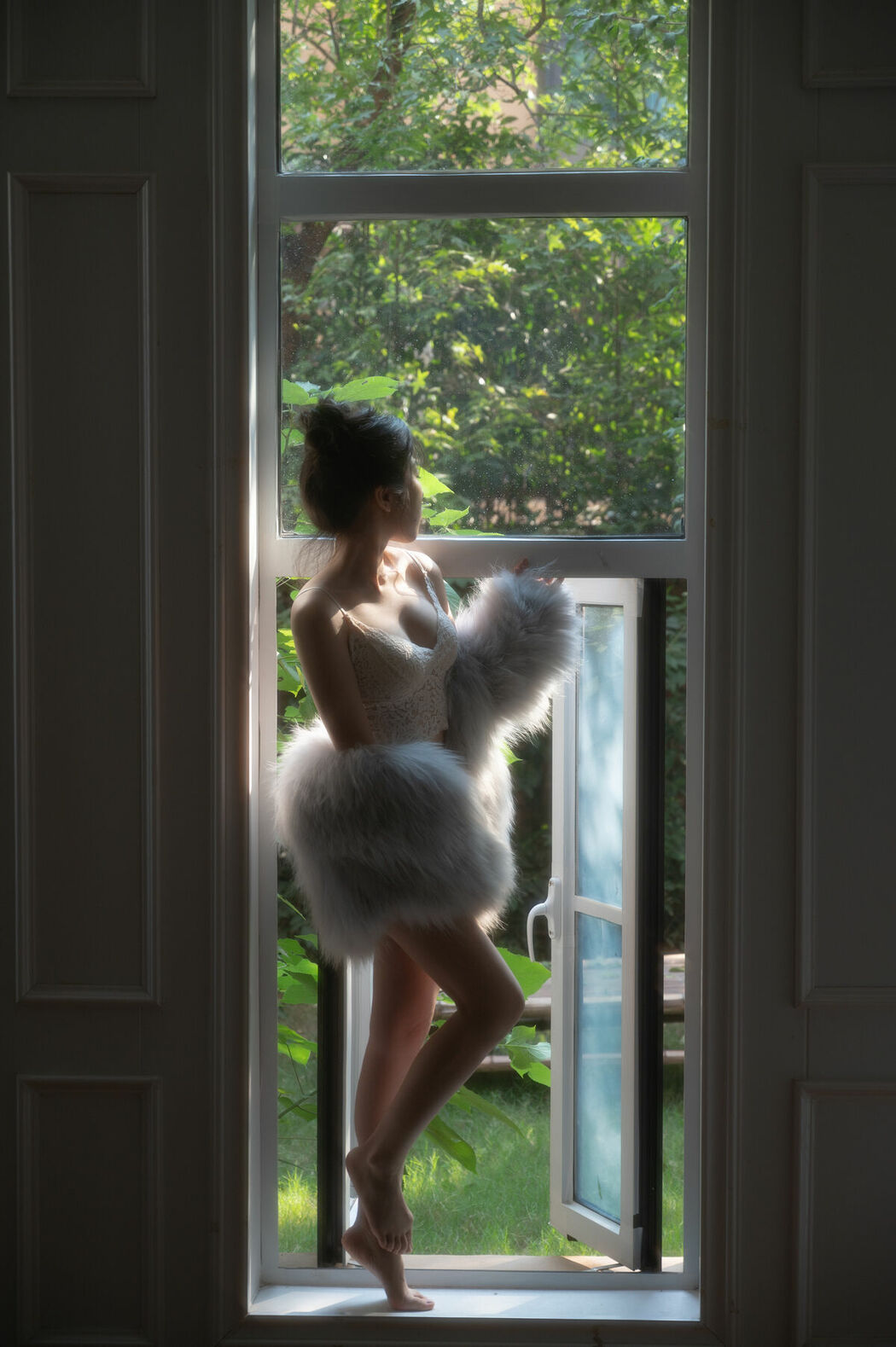 YiTuYu艺图语 Vol.8966 Le Le (14P)