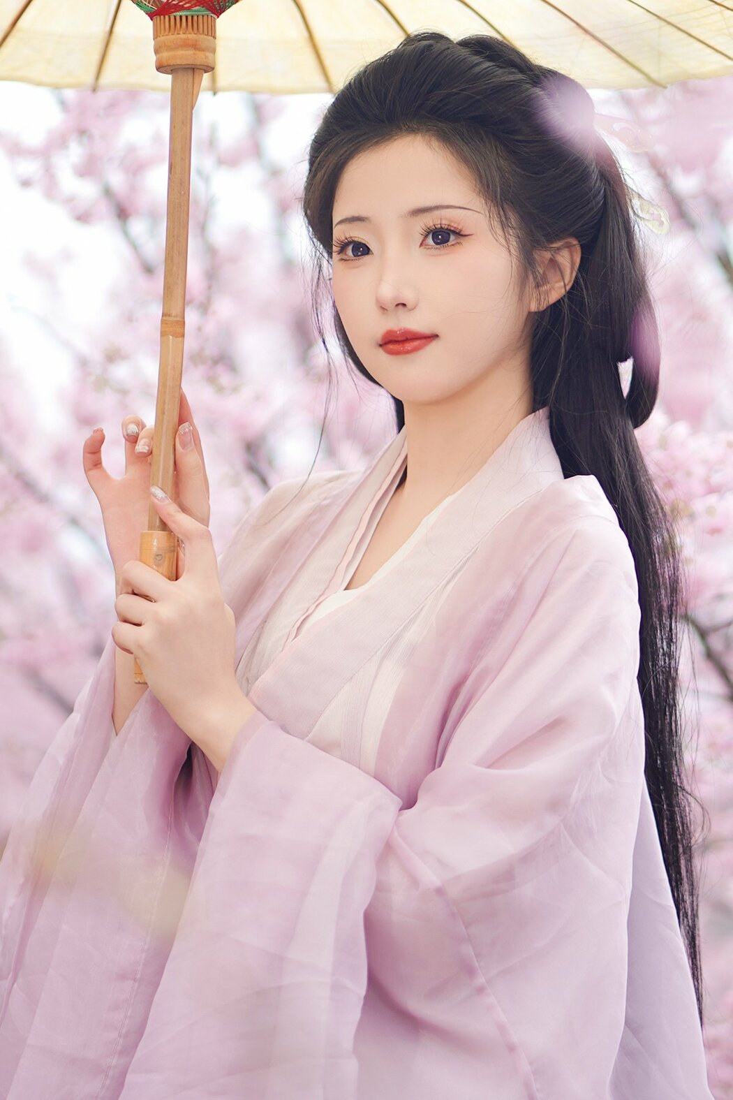 YiTuYu艺图语 Vol.8967 Tu Ya W (15P) Cover Photo