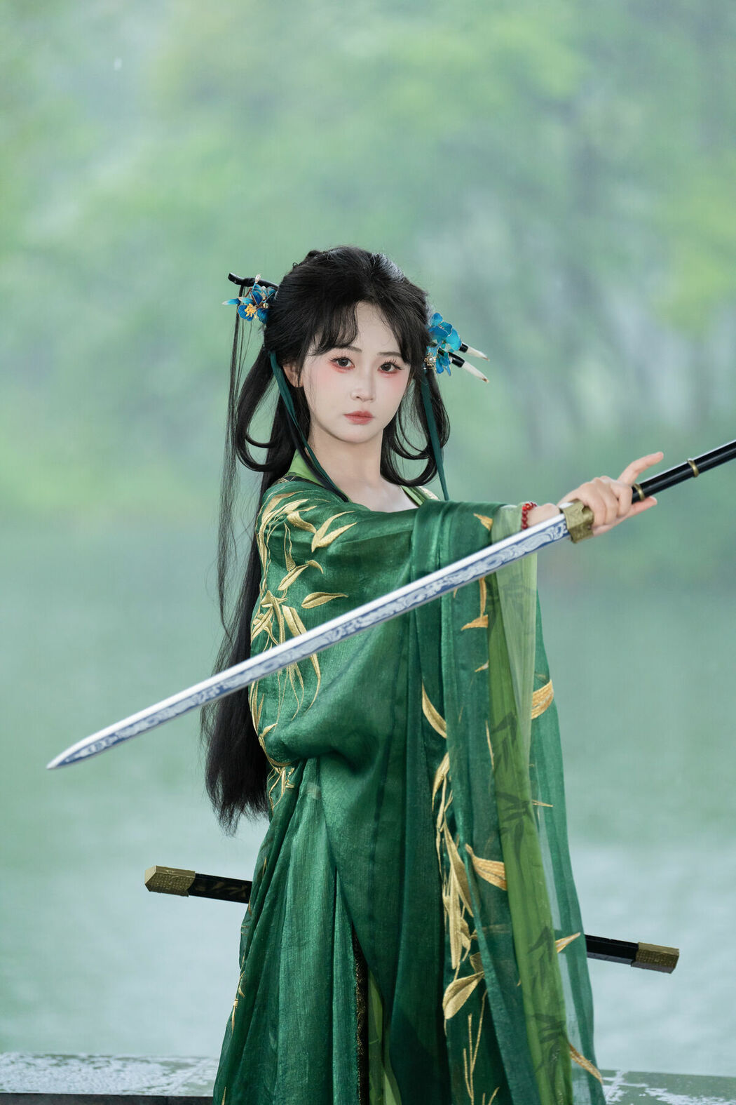 YiTuYu艺图语 Vol.8970 Jiao Yi Zhi Sui Sui (33P)