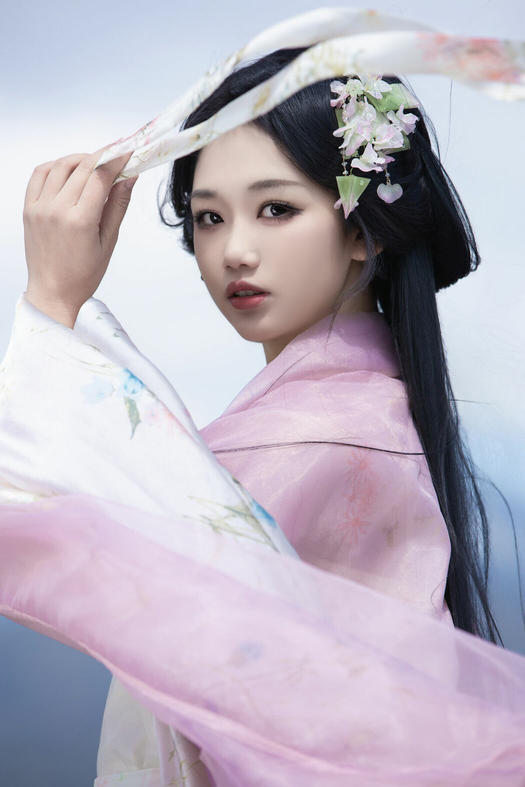 YiTuYu艺图语 Vol.8976 Wan Jiang Ting (34P)