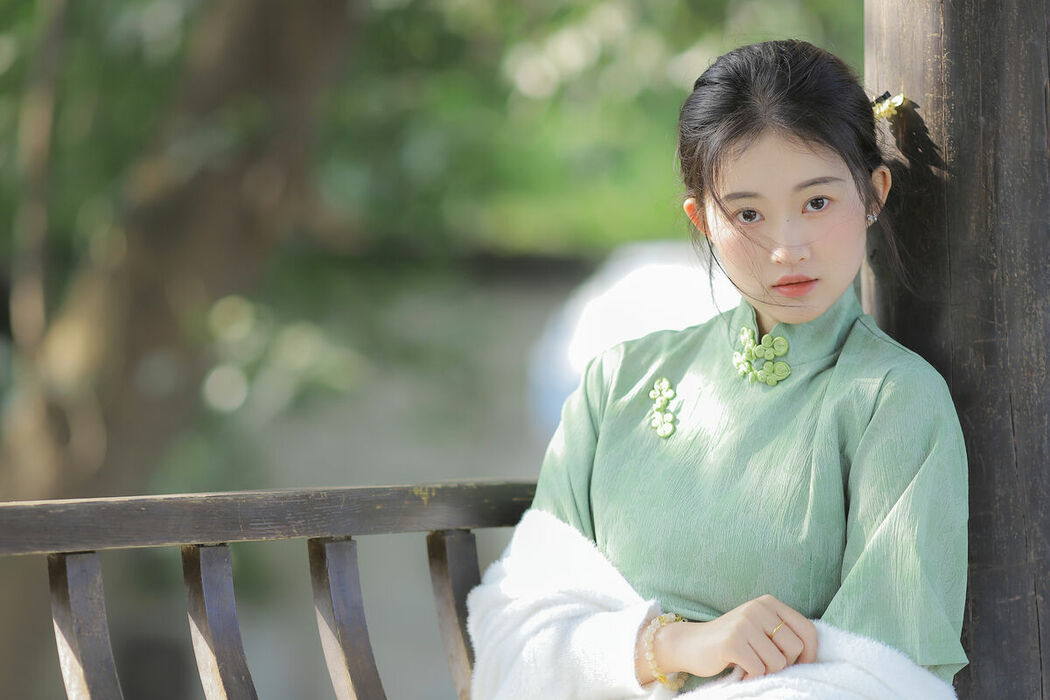 YiTuYu艺图语 Vol.8971 Wa Sai Yu Yu (22P)