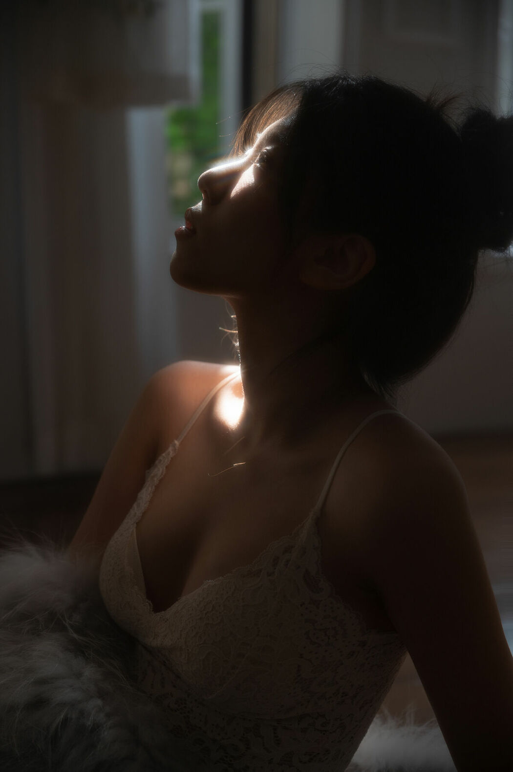 YiTuYu艺图语 Vol.8966 Le Le (14P)