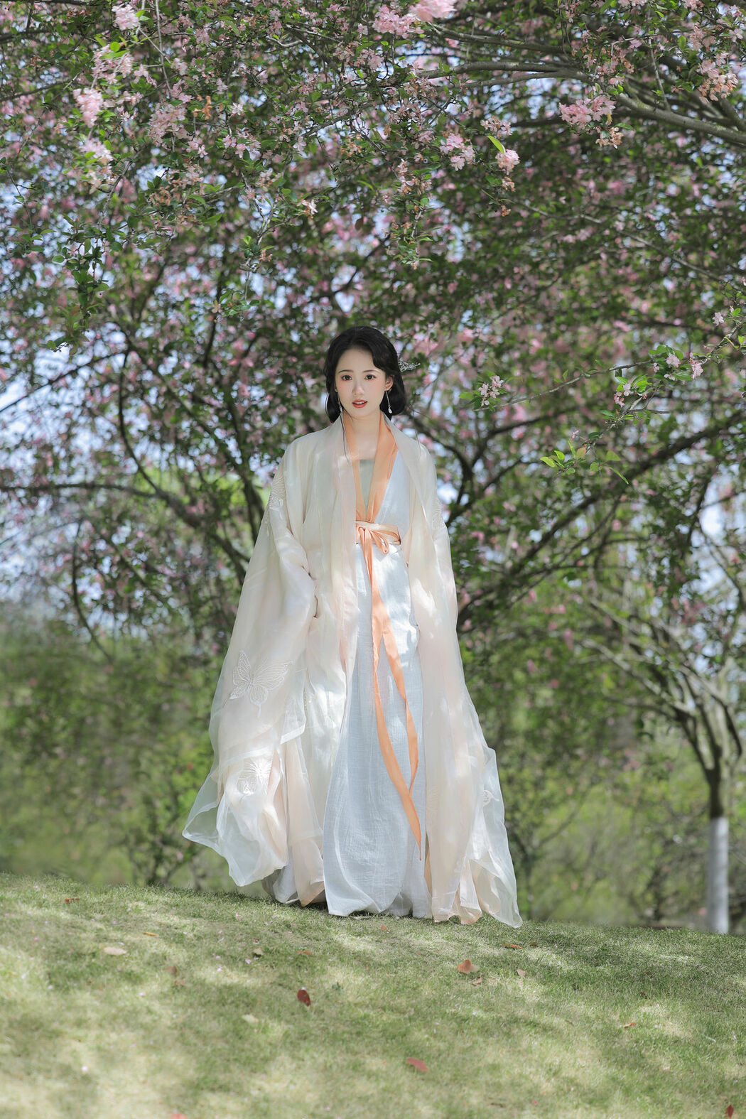 YiTuYu艺图语 Vol.8979 Tie Tie (19P)