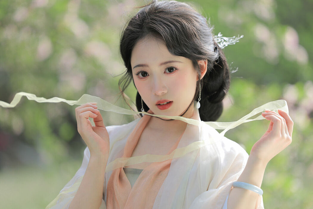 YiTuYu艺图语 Vol.8979 Tie Tie (19P)