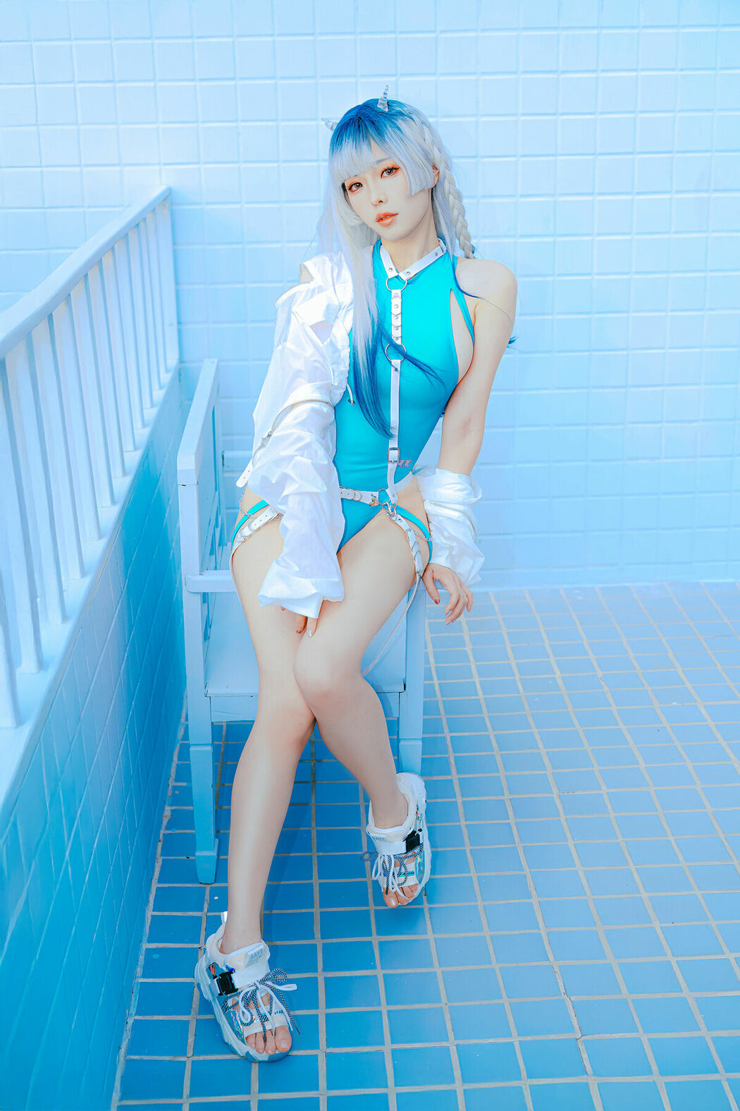 Coser@Ely_eee ElyEE子 – Glassyhorn Devil (35P – 3V)