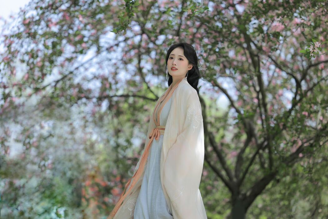 YiTuYu艺图语 Vol.8979 Tie Tie (19P)