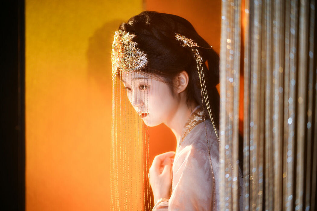 YiTuYu艺图语 Vol.8981 Zi Yu He Dian Tian De Ya (22P)