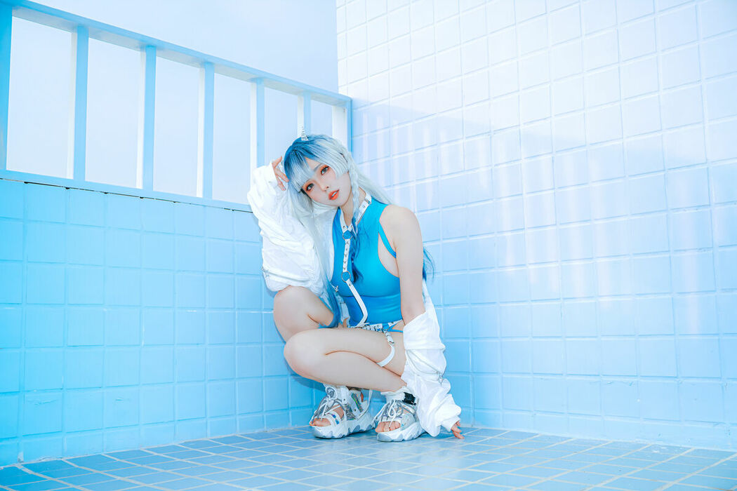 Coser@Ely_eee ElyEE子 – Glassyhorn Devil (35P – 3V)