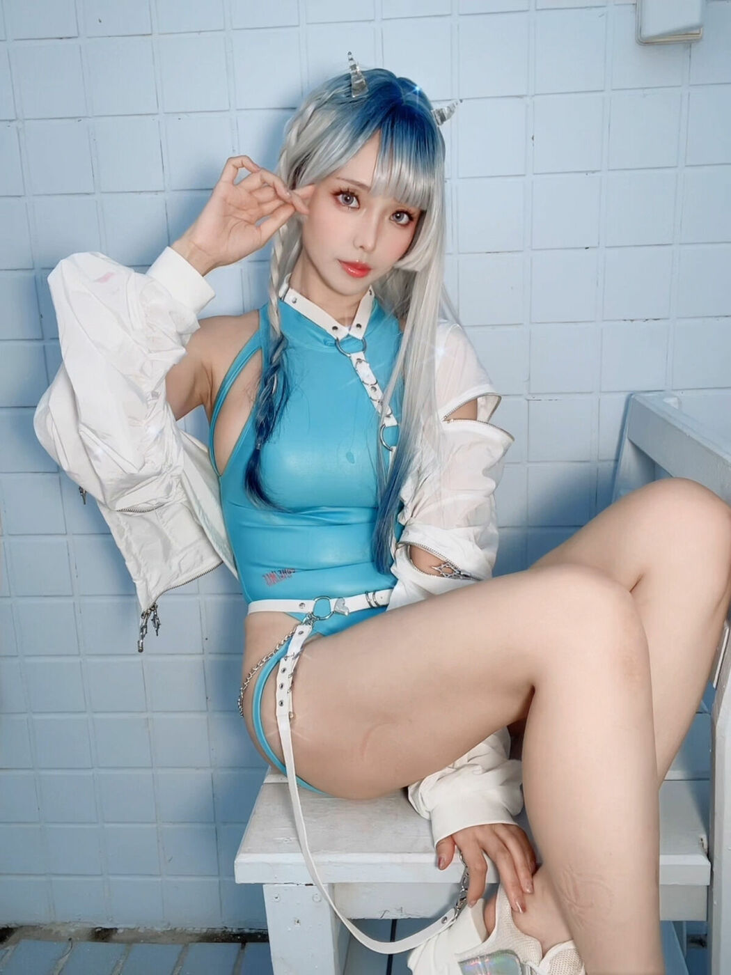 Coser@Ely_eee ElyEE子 – Glassyhorn Devil (35P – 3V)