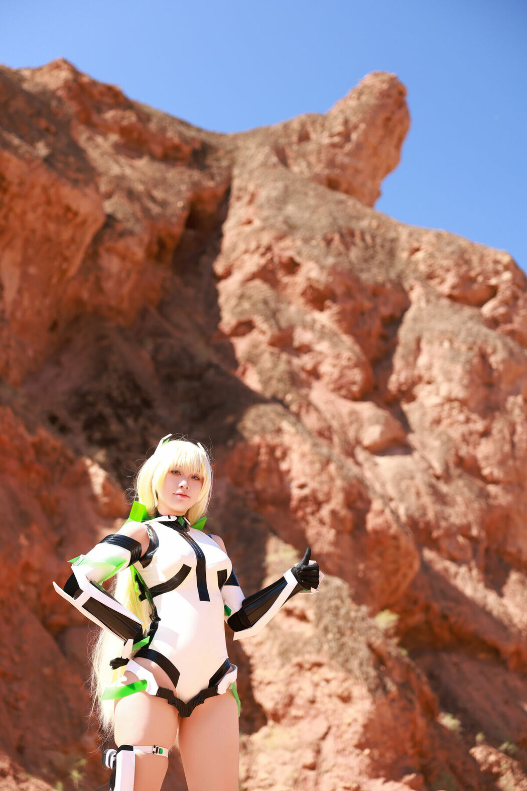 Coser@G44不会受伤 – 乐园追放 安吉拉 (41P)