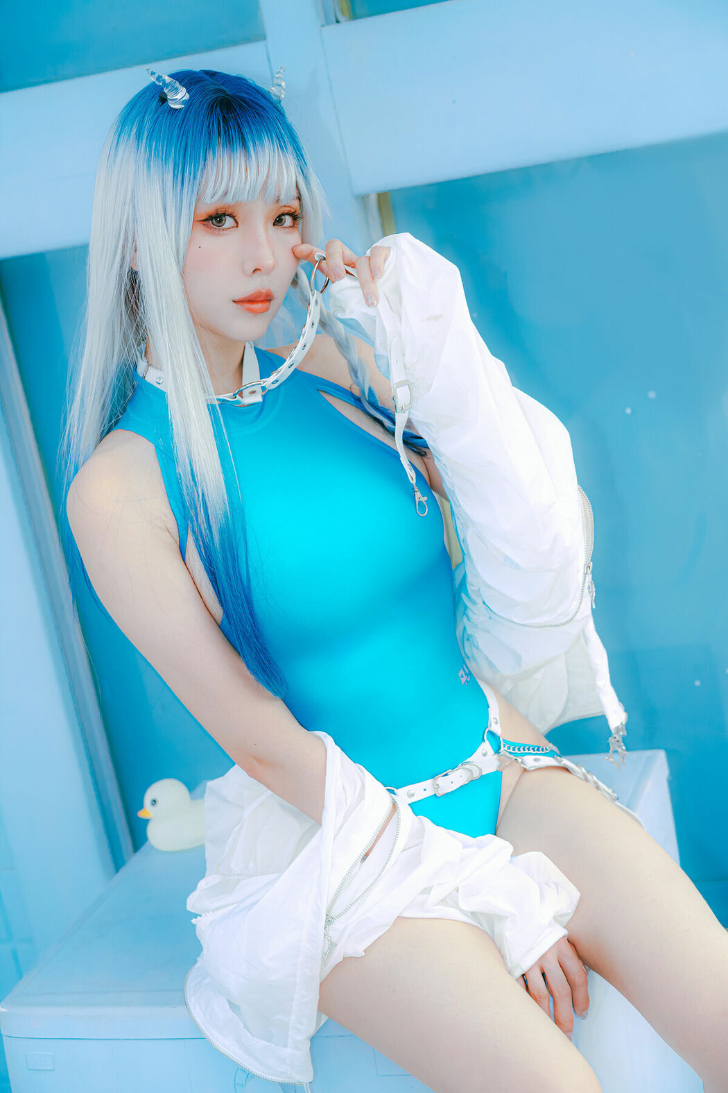 Coser@Ely_eee ElyEE子 – Glassyhorn Devil (35P – 3V)