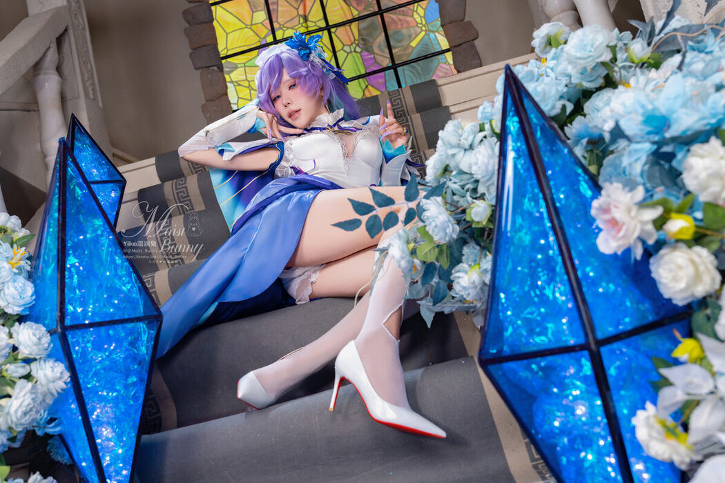 Coser@黏黏团子兔 – 09月作品 鸣潮坎特蕾拉 Part01 (55P – 3V)