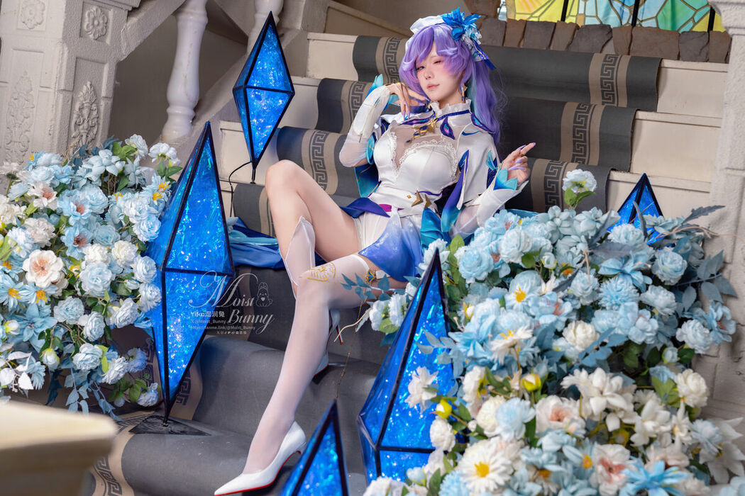Coser@黏黏团子兔 – 09月作品 鸣潮坎特蕾拉 Part01 (55P – 3V)