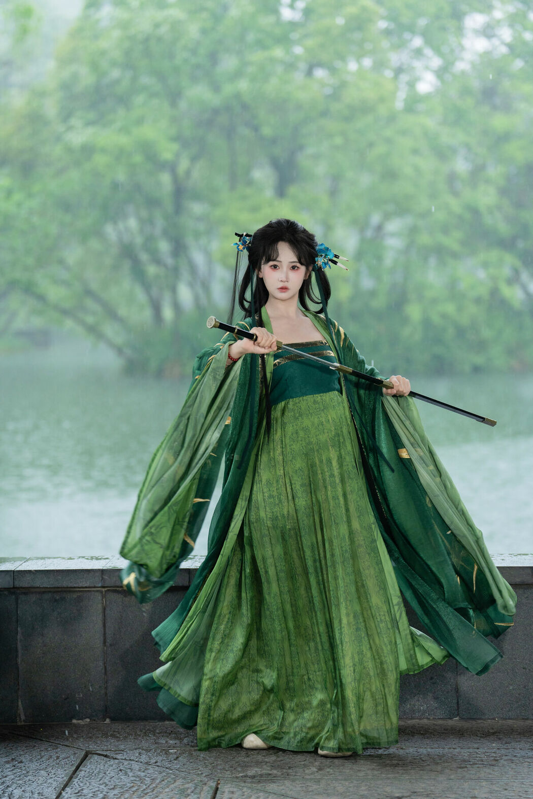 YiTuYu艺图语 Vol.8970 Jiao Yi Zhi Sui Sui (33P)