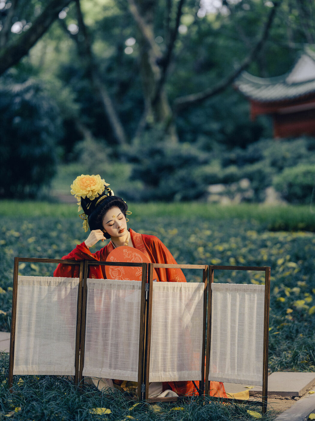 YiTuYu艺图语 Vol.8989 Yang Yang (30P)