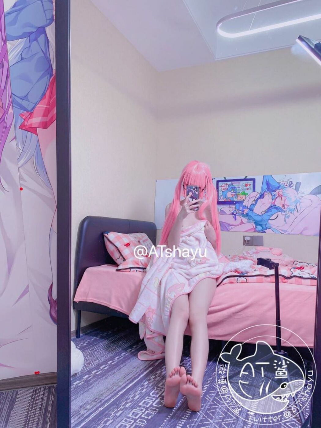 Coser@AT鲨 – 可爱毛毯 (44P)