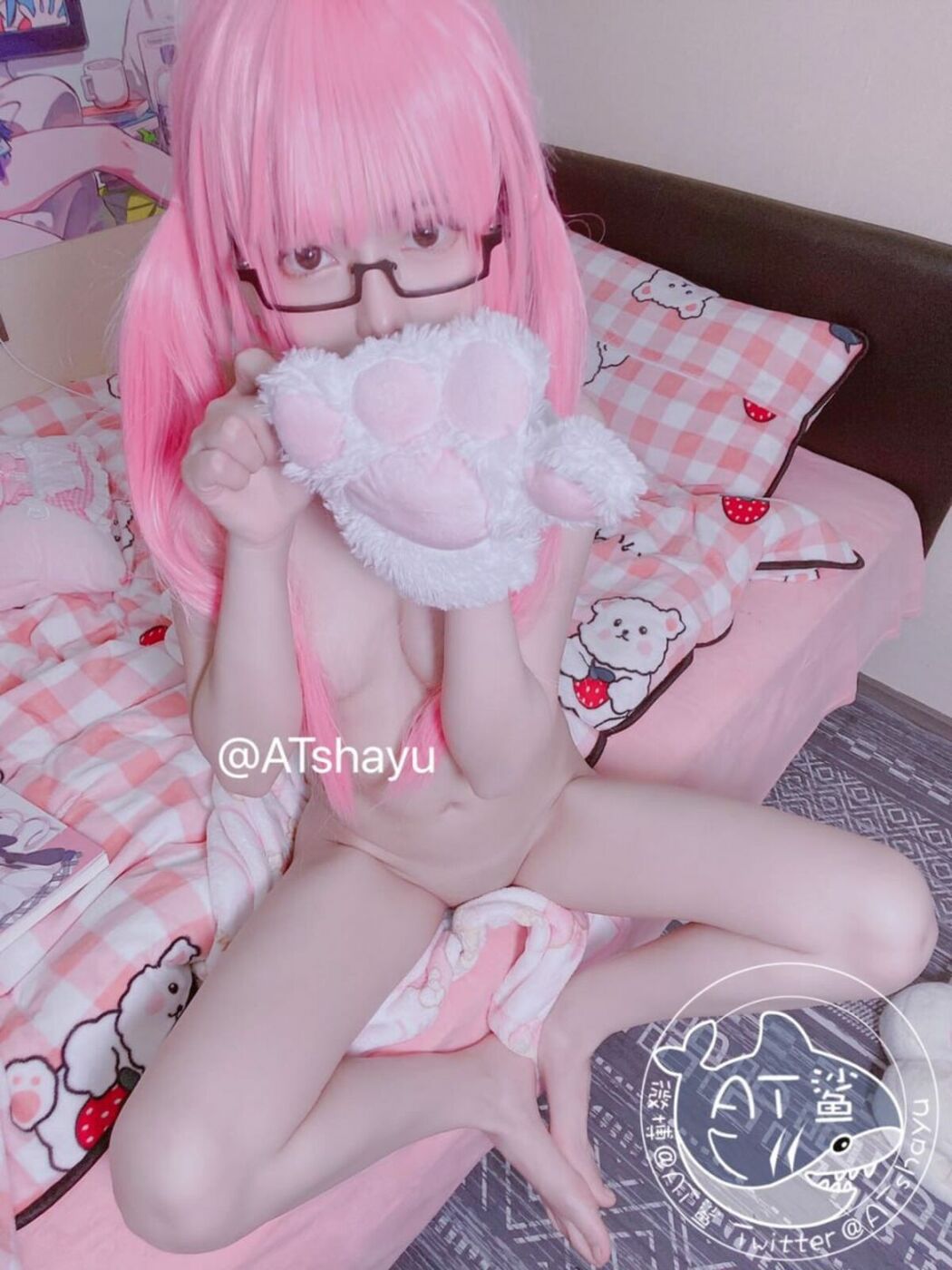 Coser@AT鲨 – 可爱毛毯 (44P)