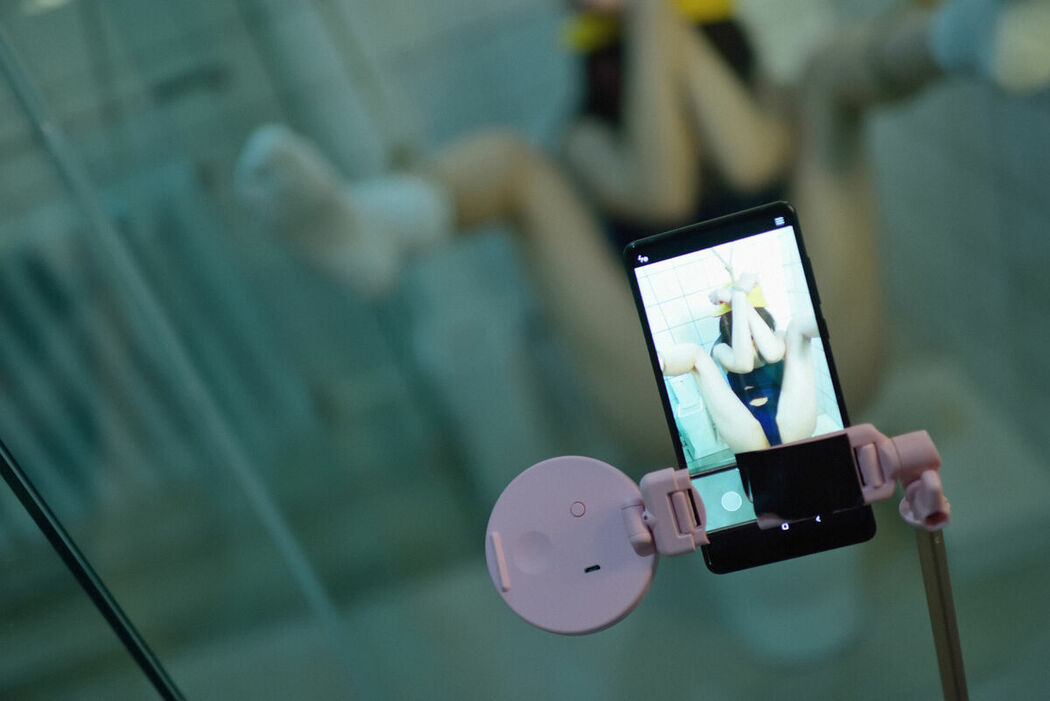 Coser@NAGISA魔物喵 – 便所秘密 Part03 (68P)