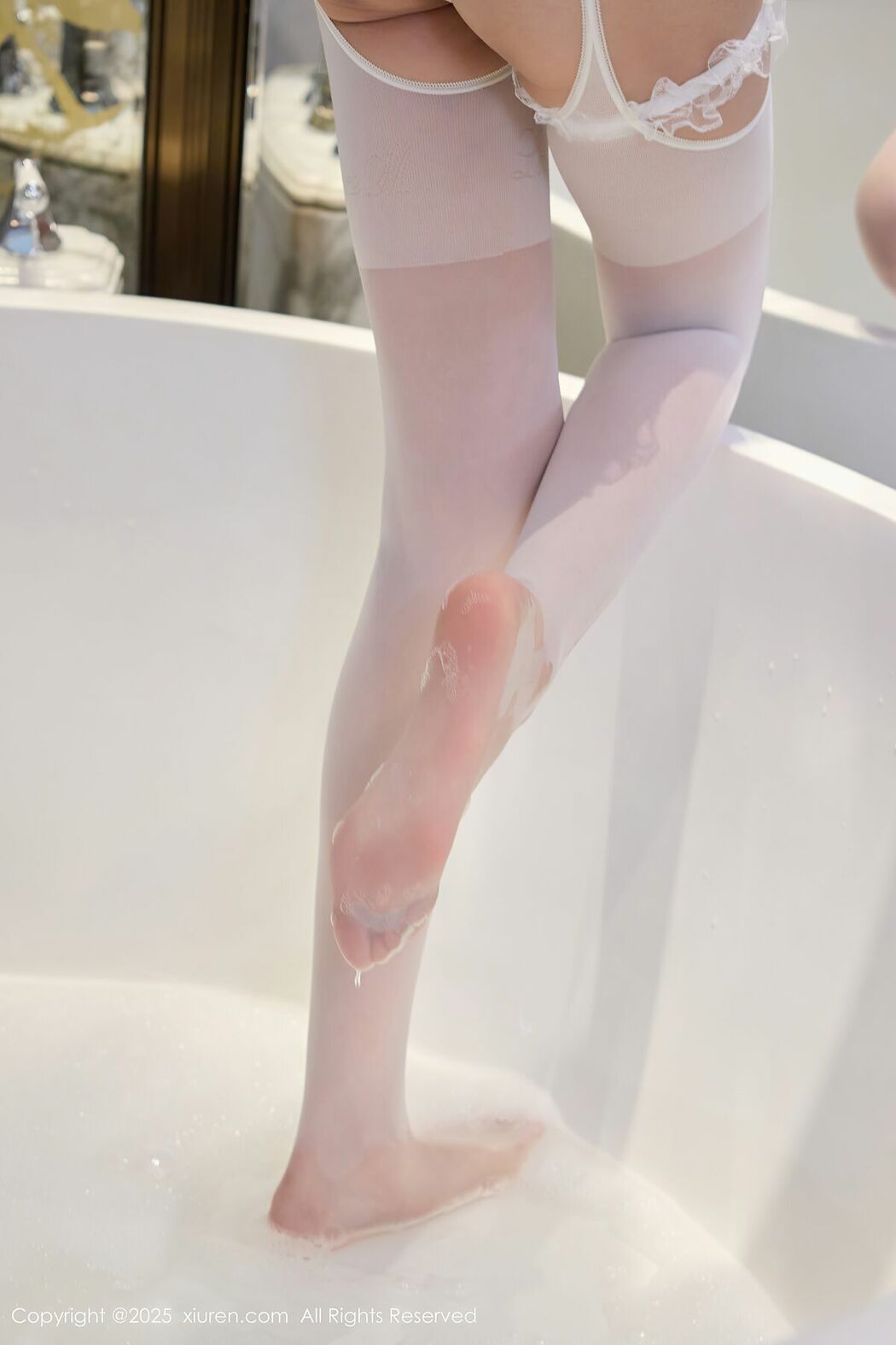 XiuRen秀人网 No.10827 Yue Er Yue Er (65P)