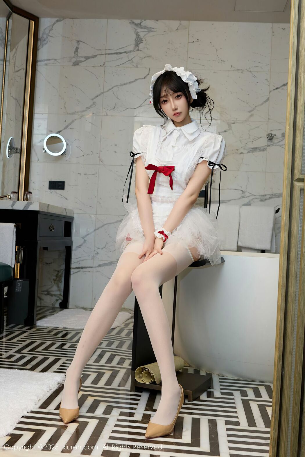 XiuRen秀人网 No.10827 Yue Er Yue Er (65P)