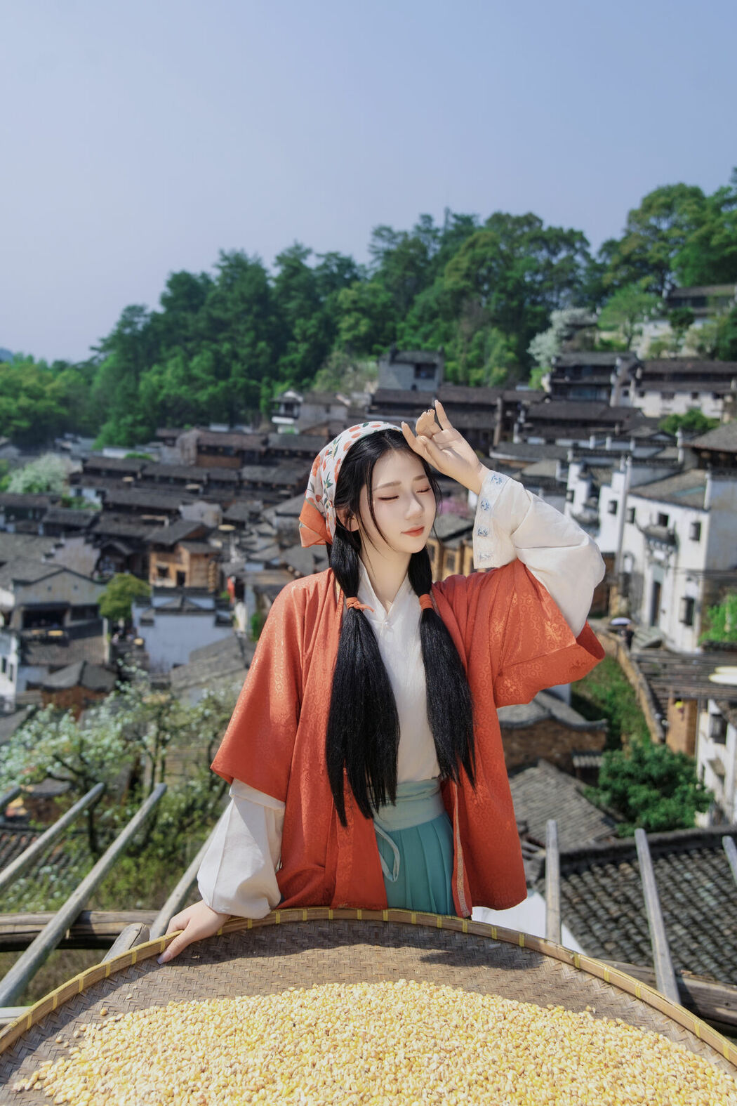 YiTuYu艺图语 Vol.8992 Gao Yu Qin (14P)