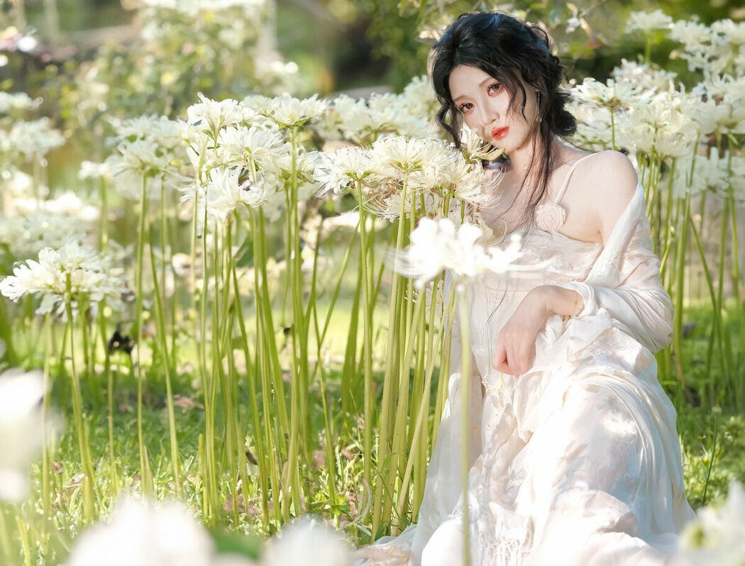 YiTuYu艺图语 Vol.8995 Dang Chu Jiao Ren Jia Xiao Tian Tian (20P)