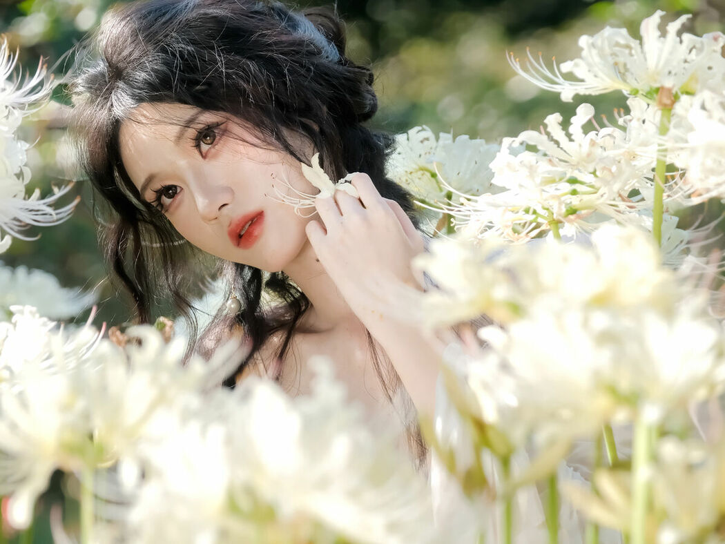 YiTuYu艺图语 Vol.8995 Dang Chu Jiao Ren Jia Xiao Tian Tian (20P)