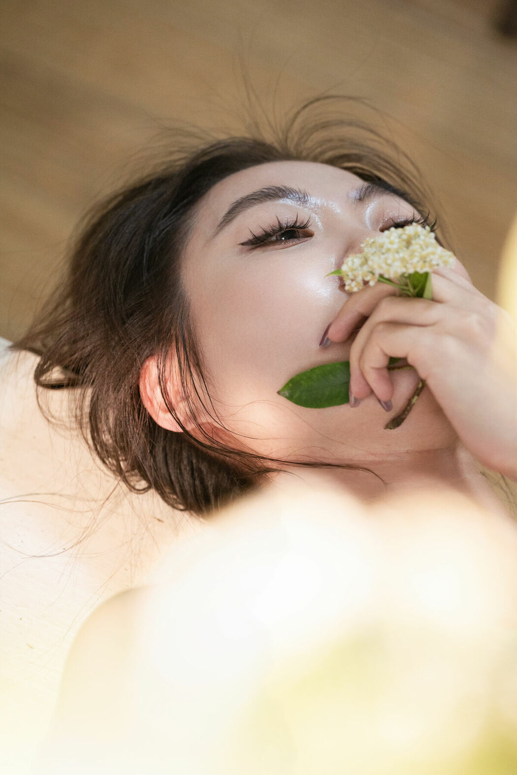 YiTuYu艺图语 Vol.8998 Liu Da Mao (16P)